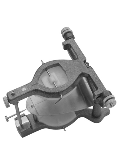  Articulator